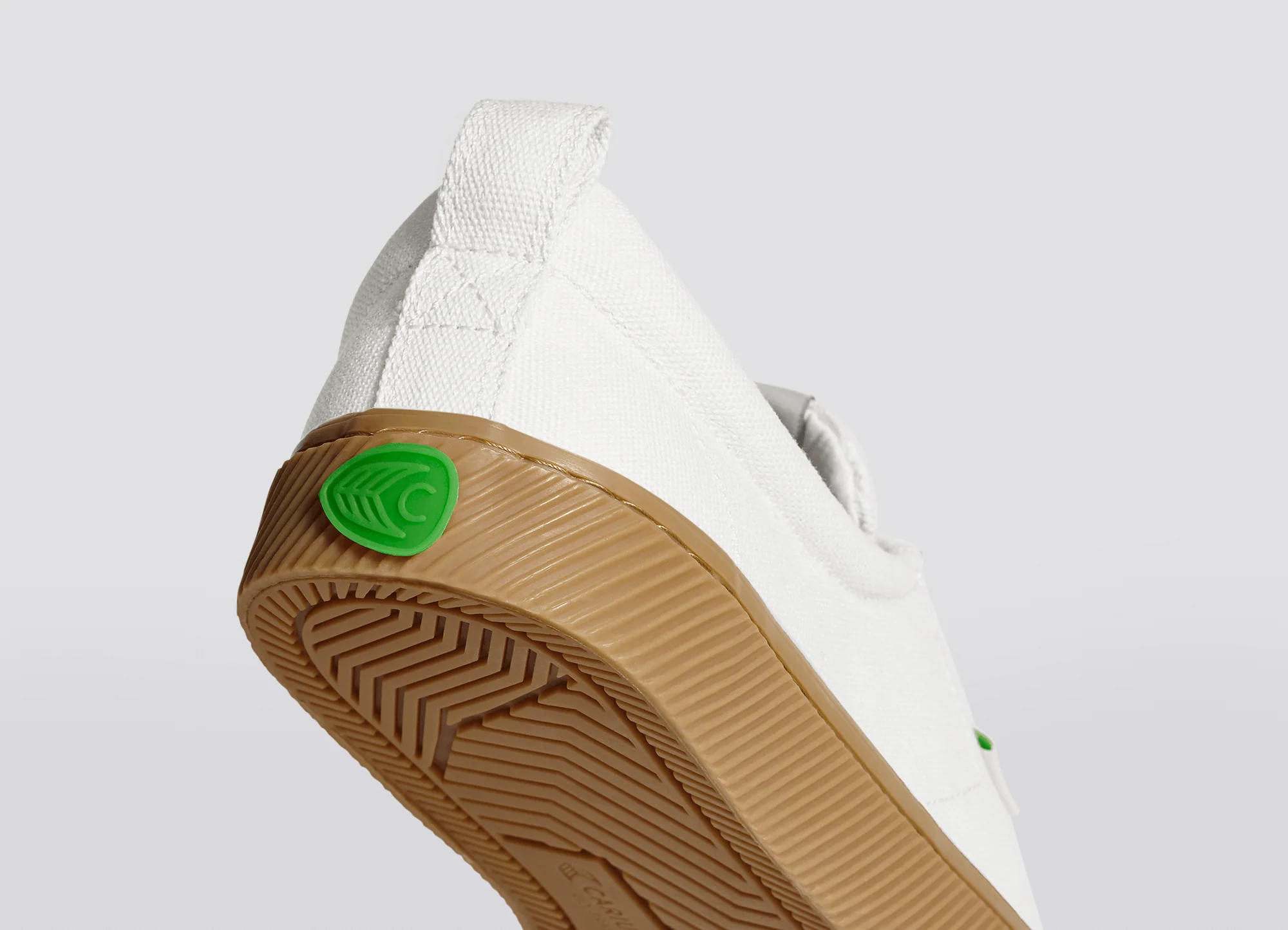 OCA Low Gum Off-White Canvas Sneaker - Image 8